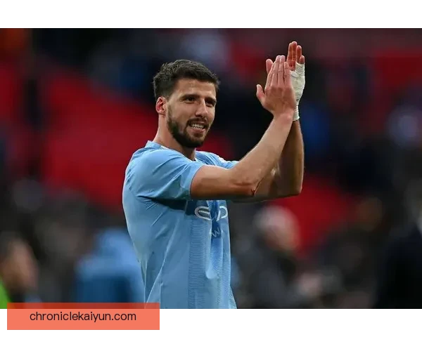 鲁本·迪亚斯防守风格与组织能力分析：稳健出球与防线领导力持续提升